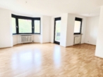 Wohnzimmer - Top gepflegte Wohnung mit Loggia