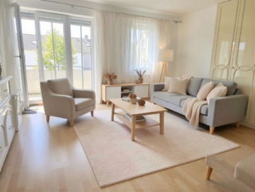 Top Zustand! Vermietetes Appartement mit Balkon, 86368 Gersthofen, Etagenwohnung
